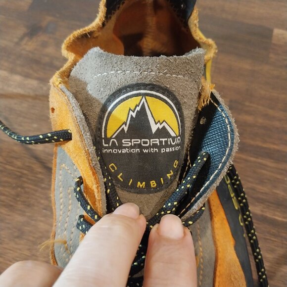 La Sportiva Climbing Shoes Mens 8.5 EU 41 Orange Yellow Black Suede Vibram Sedge main image 14
